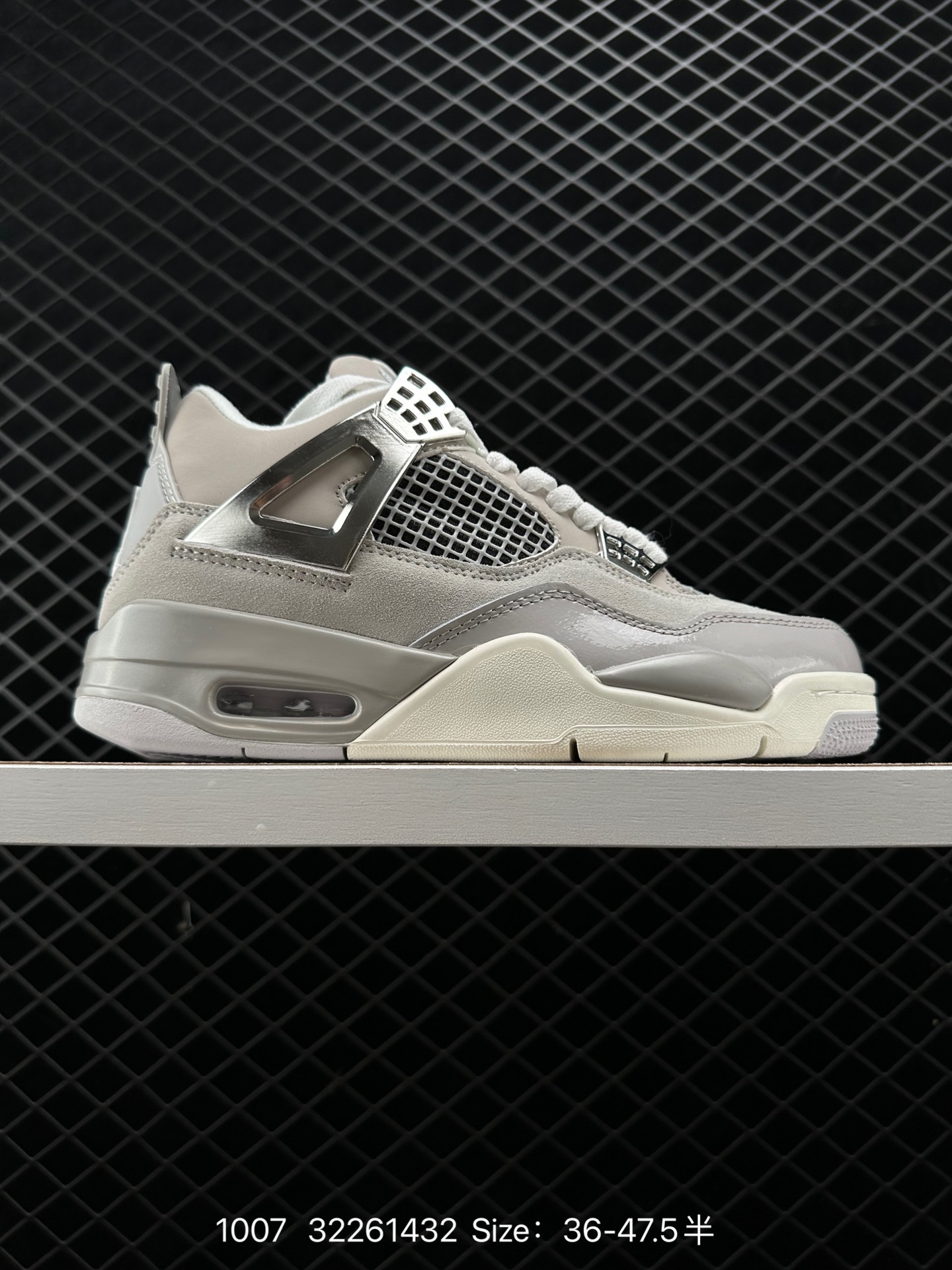 Nike Wmns Air Jordan 4 Retro GS Nike Wmns Air Jordan 4 Retro GS